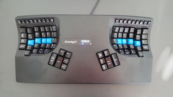 Kinesis KIN-ADVWUSBHY Advantage Tastatur (UK-Layout, USB) schwarz/silber (Affiliate)