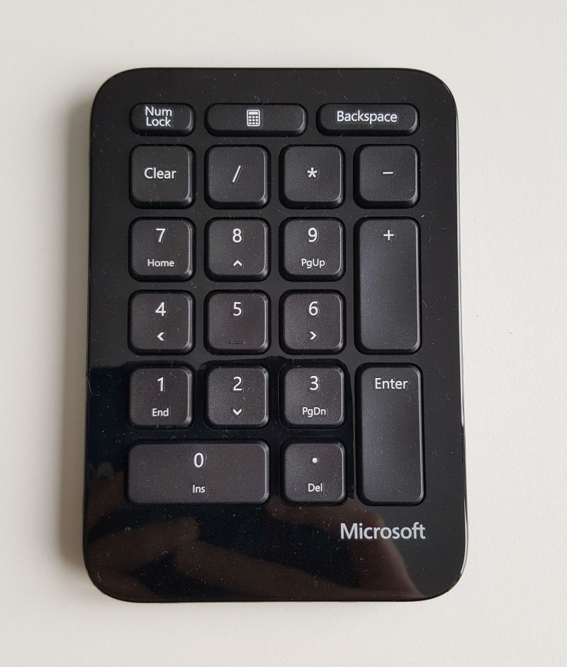 Microsoft Sculpt Ergonomic Keyboard: Separater Nummernblock